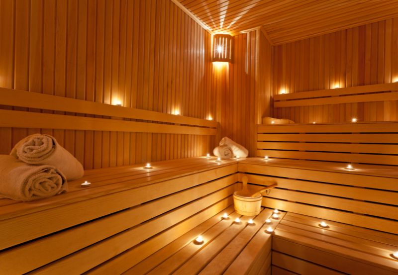 Jak bezpiecznie korzystać z sauny