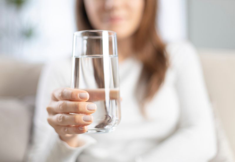 picie wody przed korzystaniem z sauny